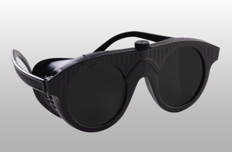 USTA ÇAPAK GÖZLÜĞÜ 605 K SİYAH