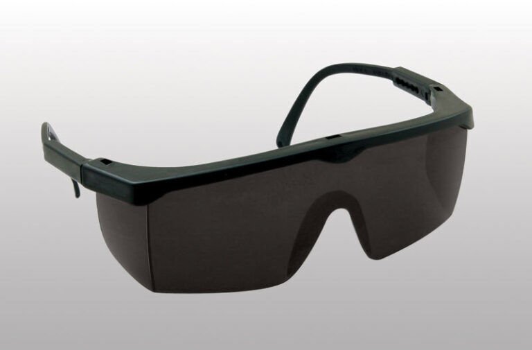 KLASİK KORUYUCU GÖZLÜK  FÜME