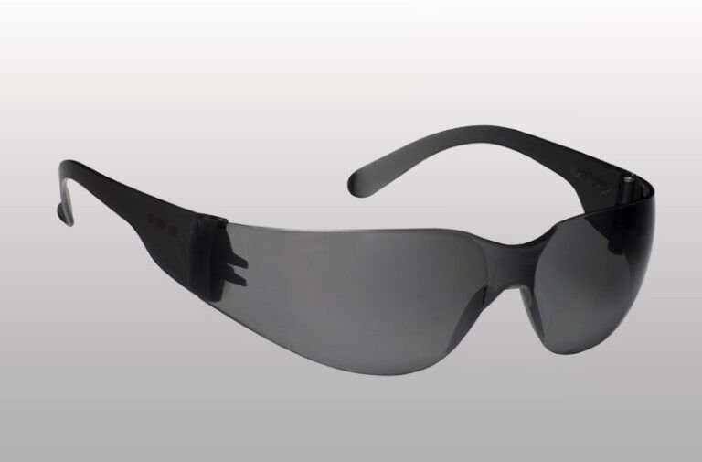 3M MODELİ KORUYUCU GÖZLÜK 603AF FÜME (BUĞULANMAZ)